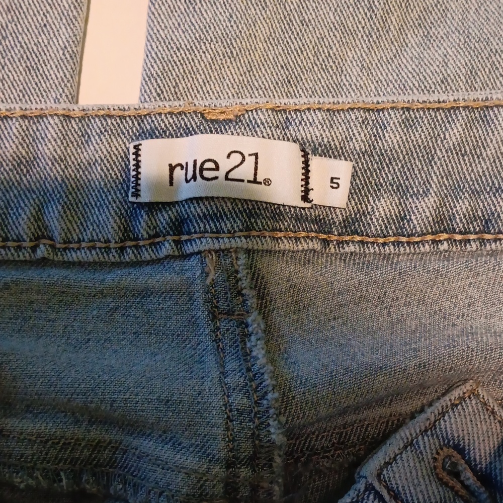 Jeans - Picture 4 of 4